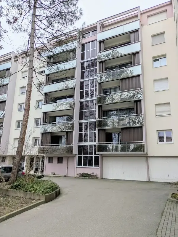 Appartement F4 de 83 m² à RIXHEIM - photo 4