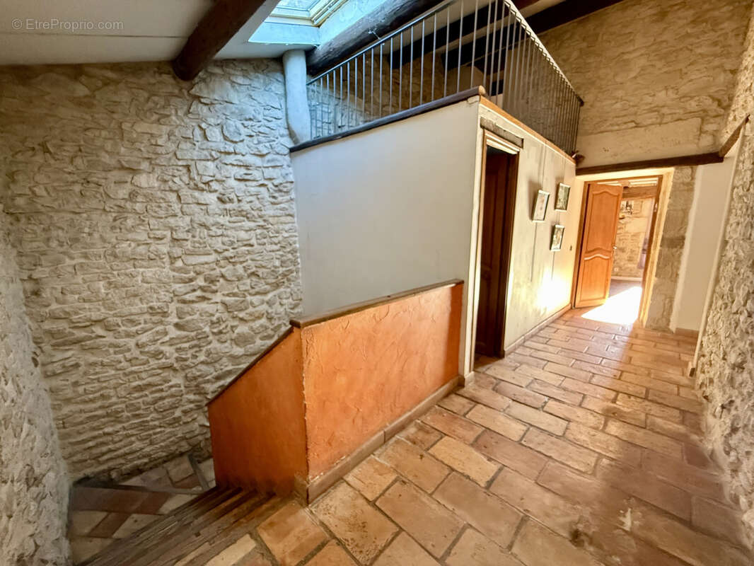 Maison à MILHAUD