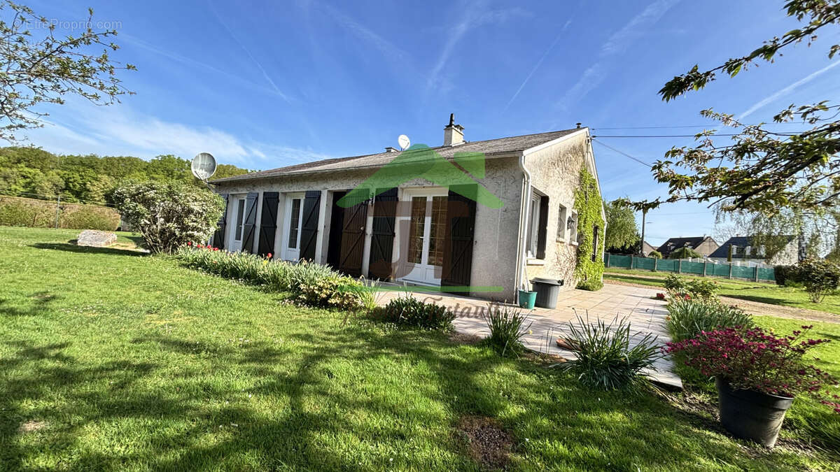 Maison à CLOYES-SUR-LE-LOIR