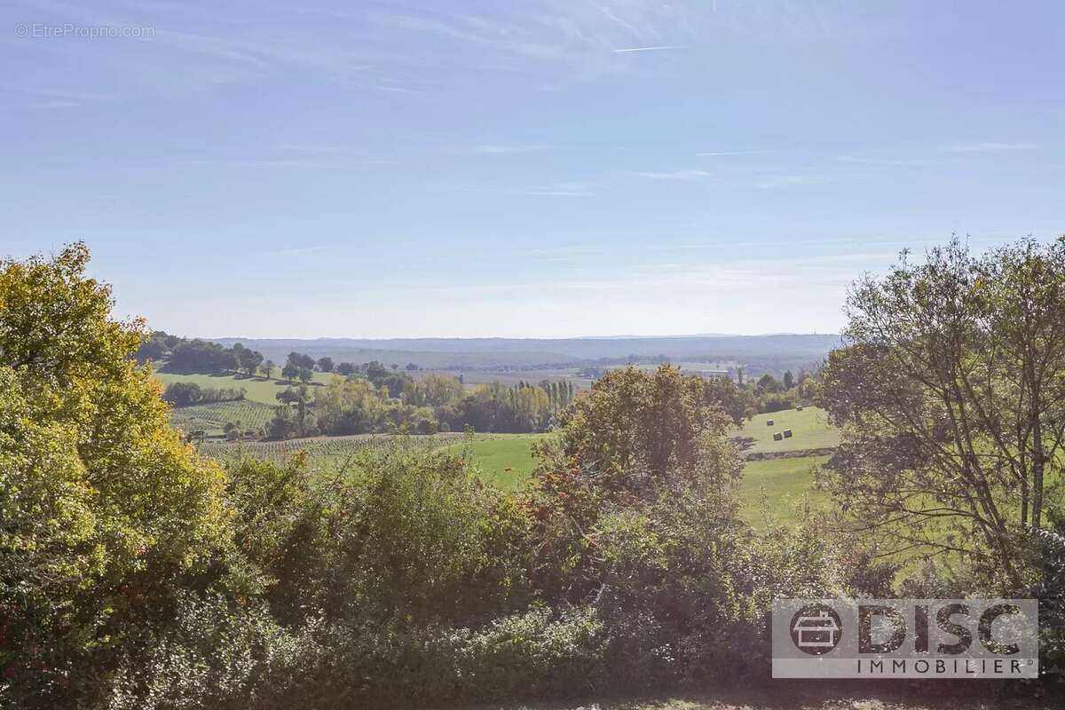 Maison à PUYLAROQUE