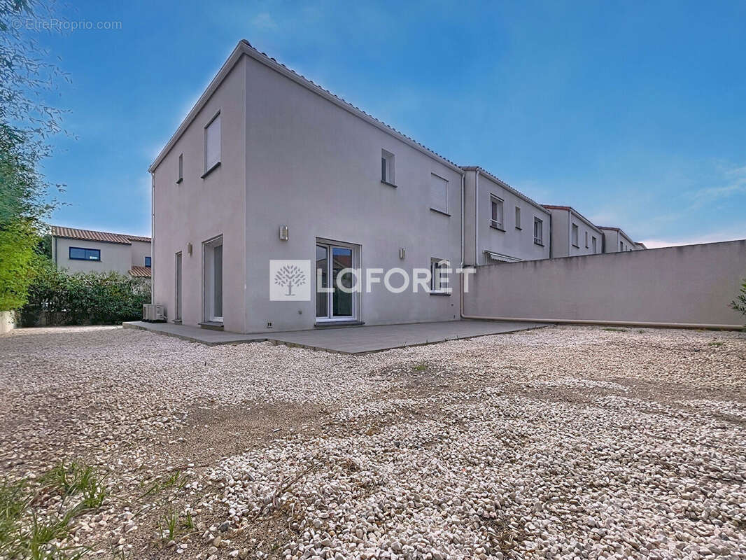 Maison à LATOUR-BAS-ELNE