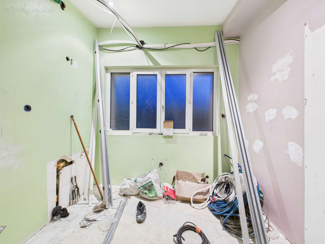 Maison à LE CHAMBON-FEUGEROLLES