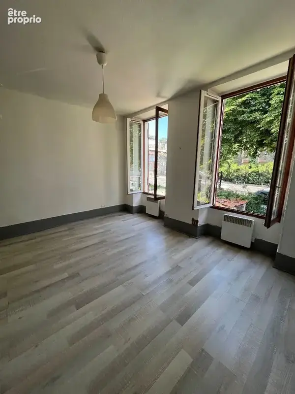 Appartement T1 à vendre au centre-ville de Saint-Germain-en-Laye - photo 2
