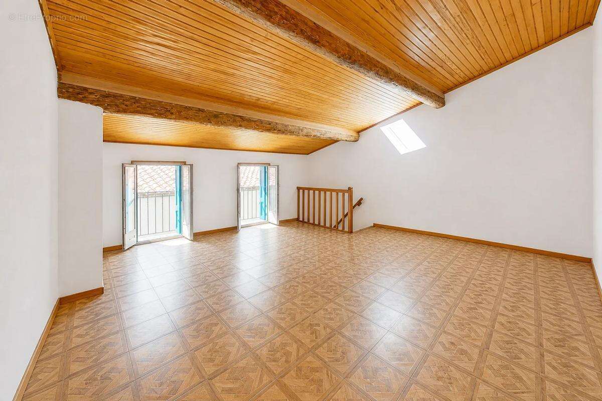Maison 4 pièces de caractère à Prades - photo 9