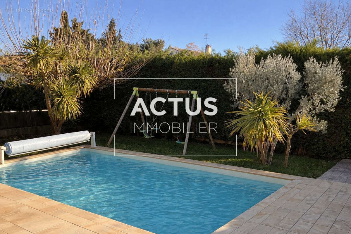 Maison à PELISSANNE