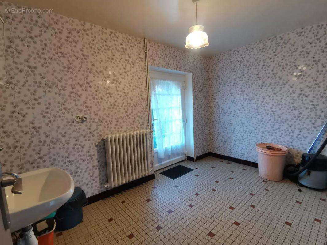 Maison à PLEYBER-CHRIST