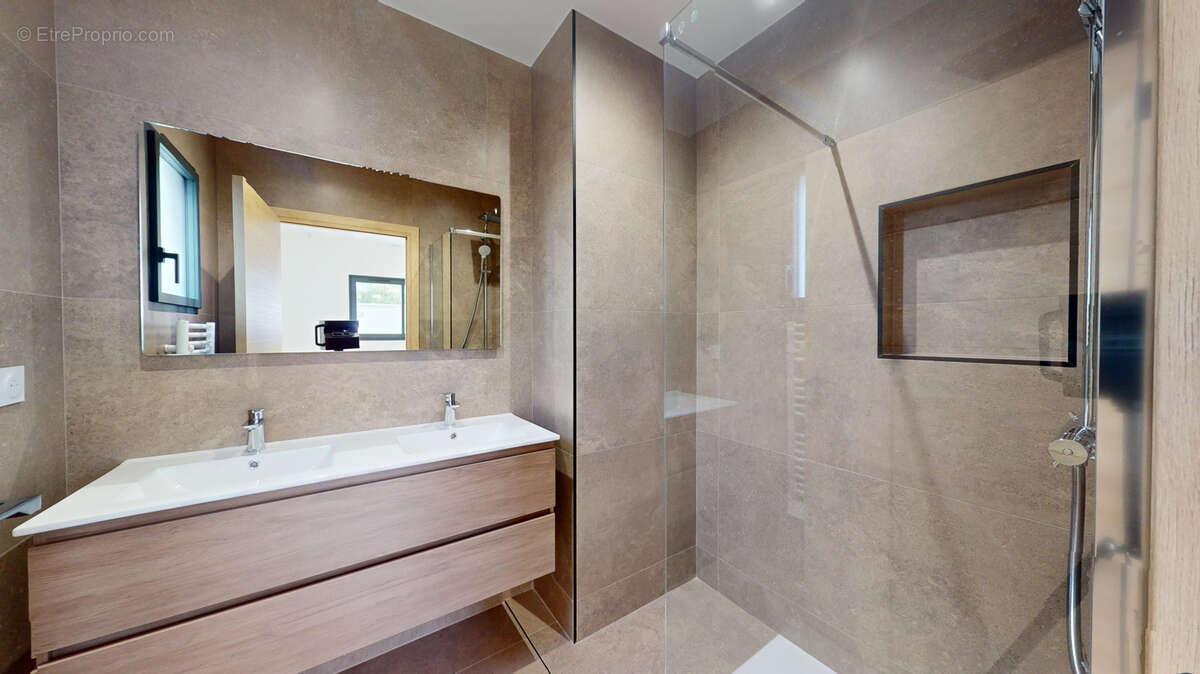 Maison à CORNEBARRIEU