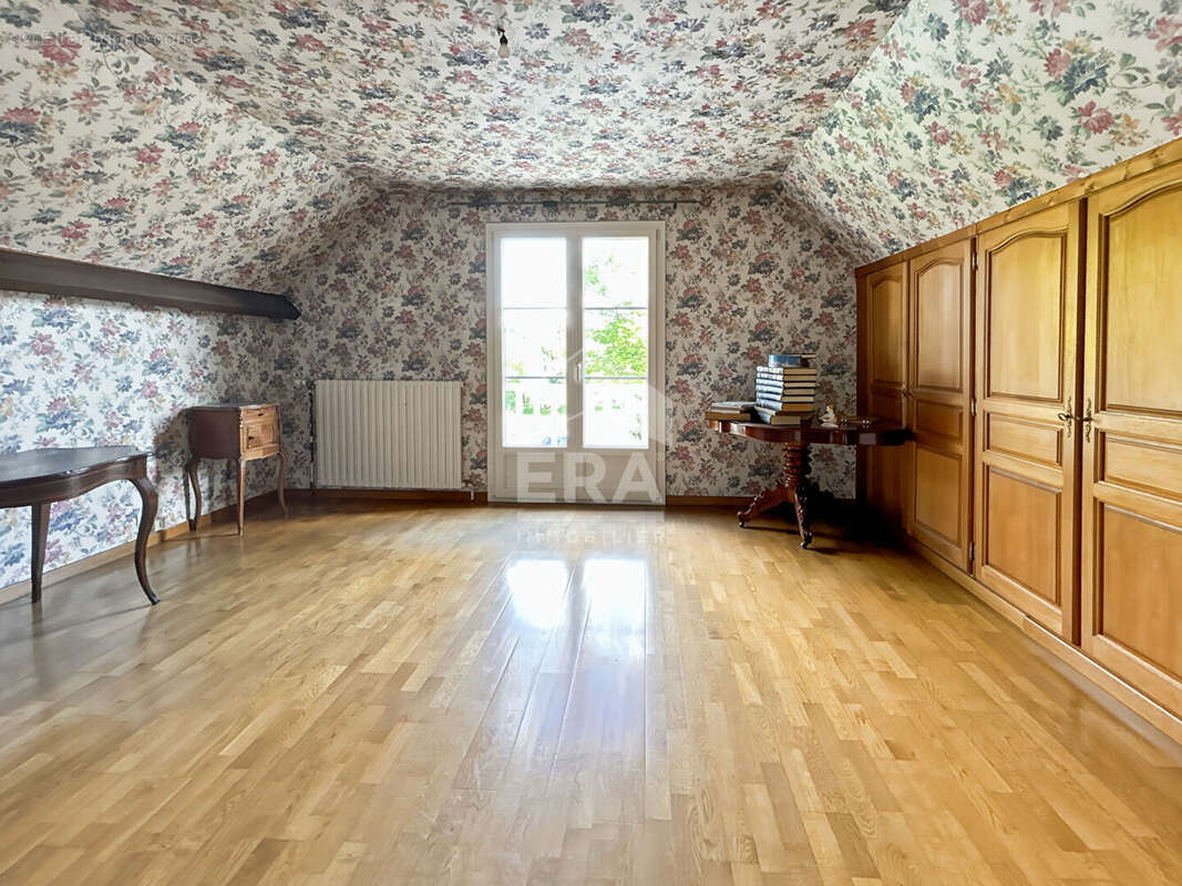 Maison à ETAMPES