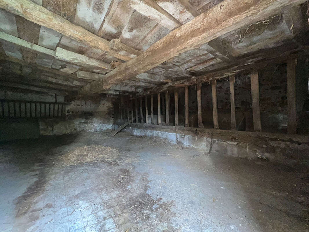 Maison à SAINT-DESIRE