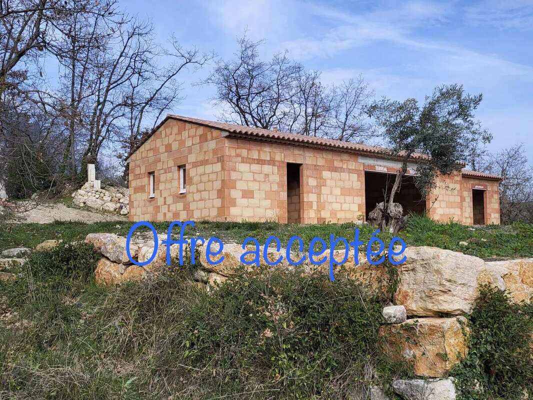 Maison à FIGANIERES