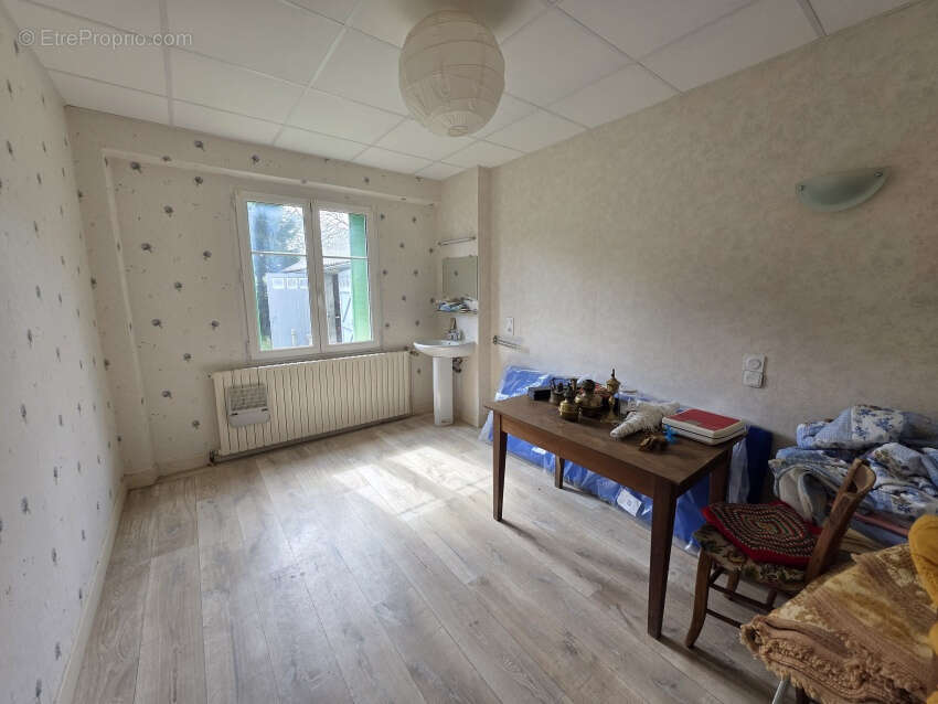 Maison à SAINT-GERVAIS-D&#039;AUVERGNE