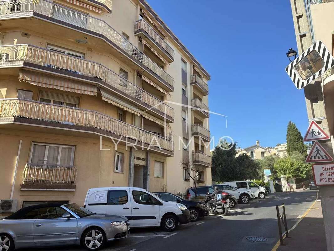 Appartement à LE CANNET