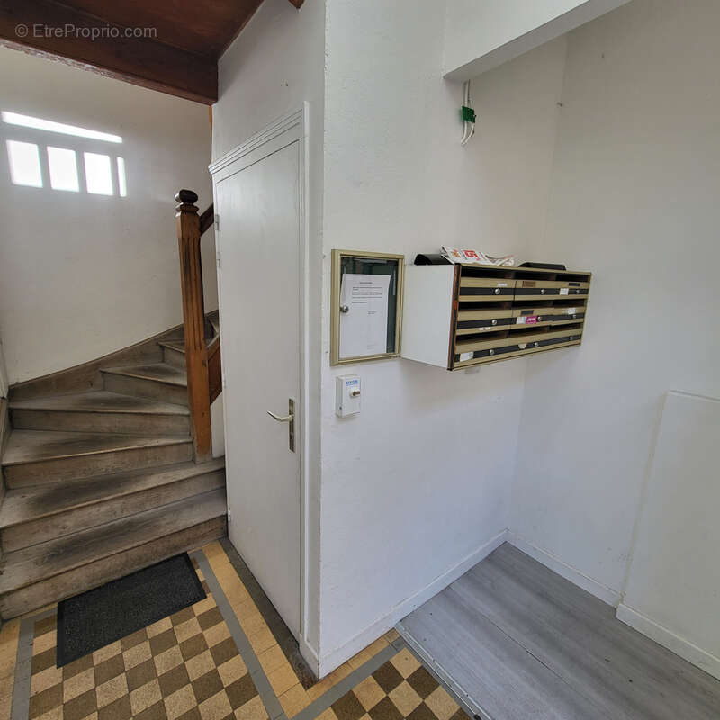 Appartement à RIOM-ES-MONTAGNES