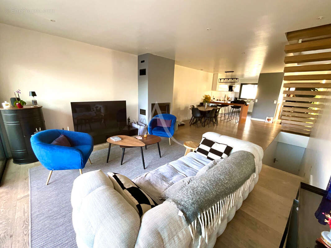 Maison à FONTENAY-SOUS-BOIS