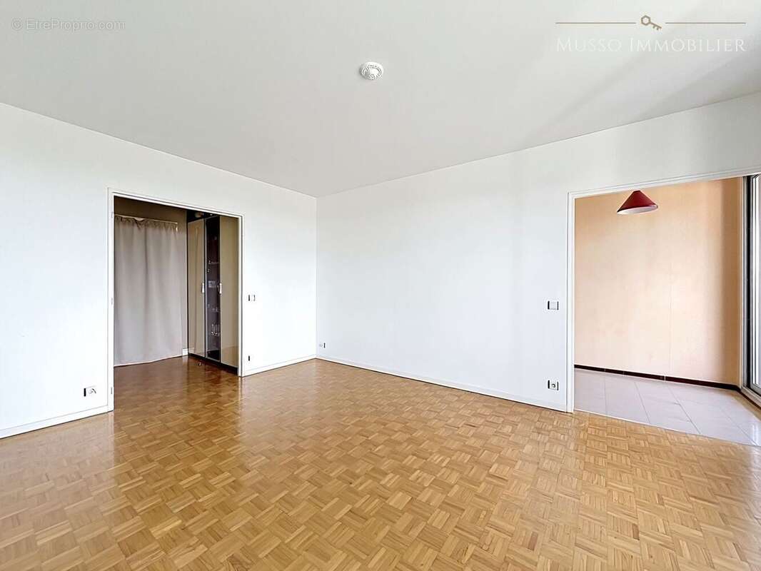 Appartement 86 m² à Marseille-9e  - photo 5