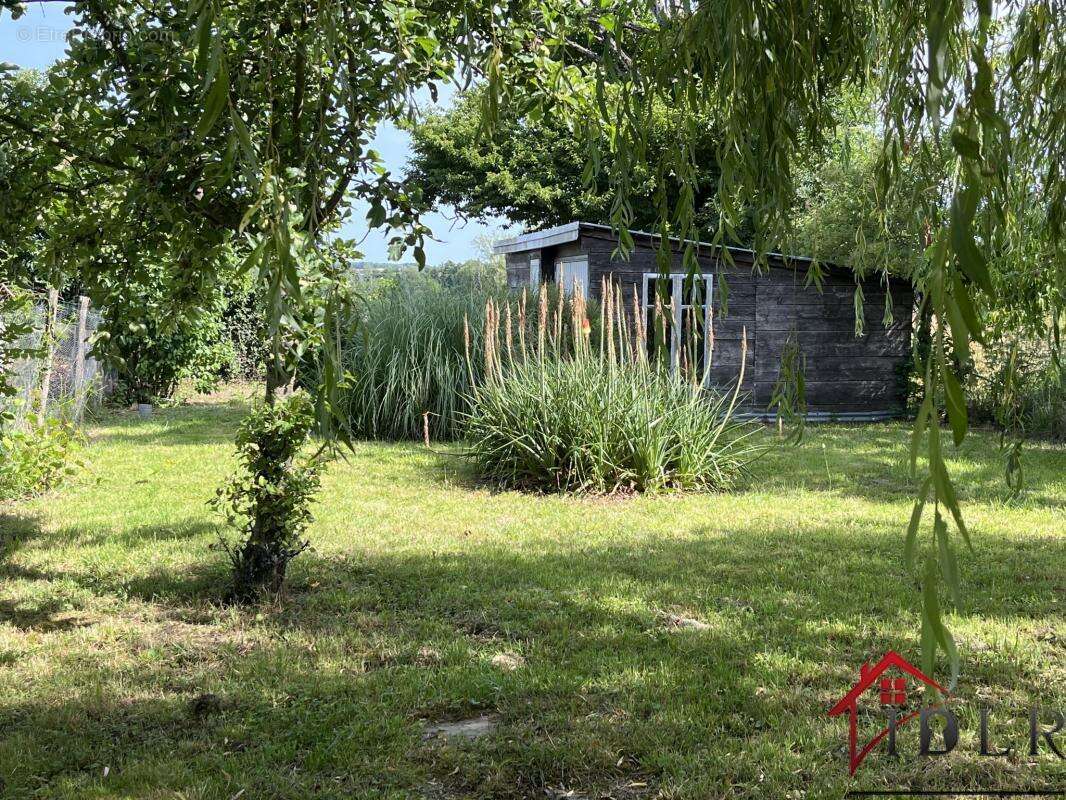 Maison à NEUVELLE-LES-VOISEY