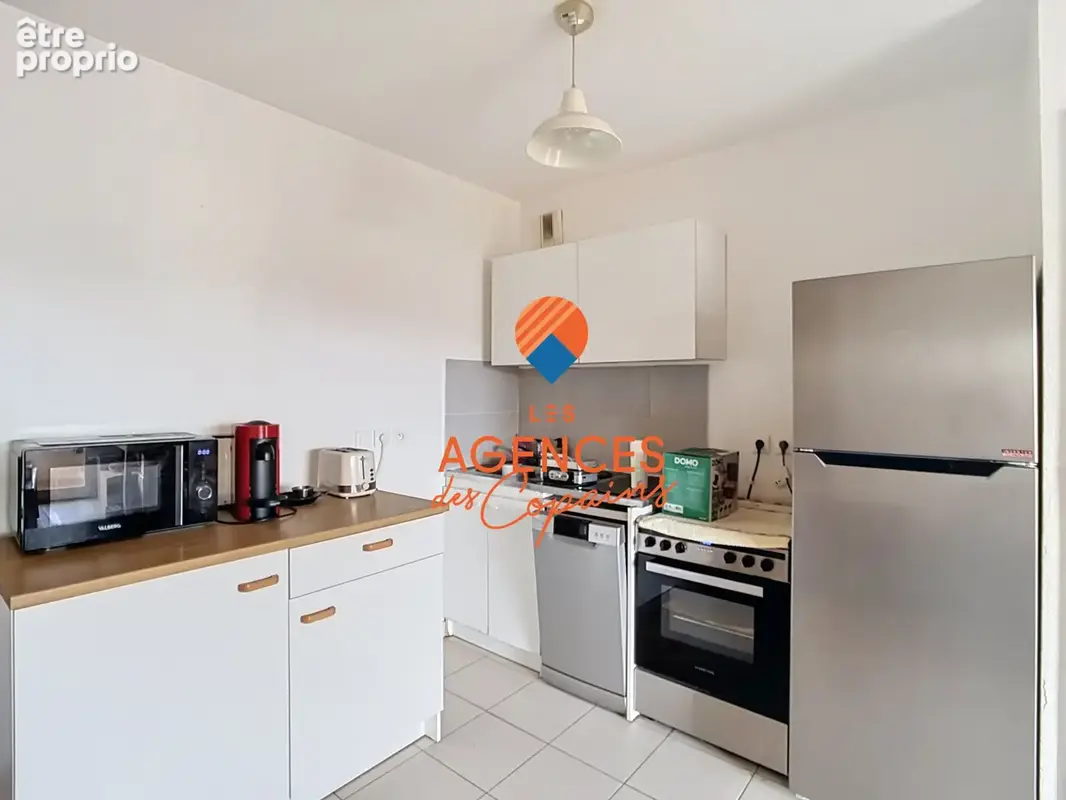 A vendre en exclusivite t2 avec terrasse et garage - photo 2