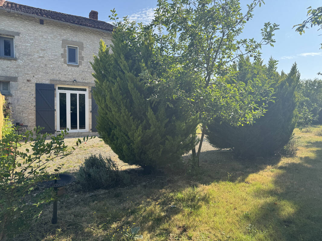 Maison à SAINT-MARTIN-L&#039;ARS