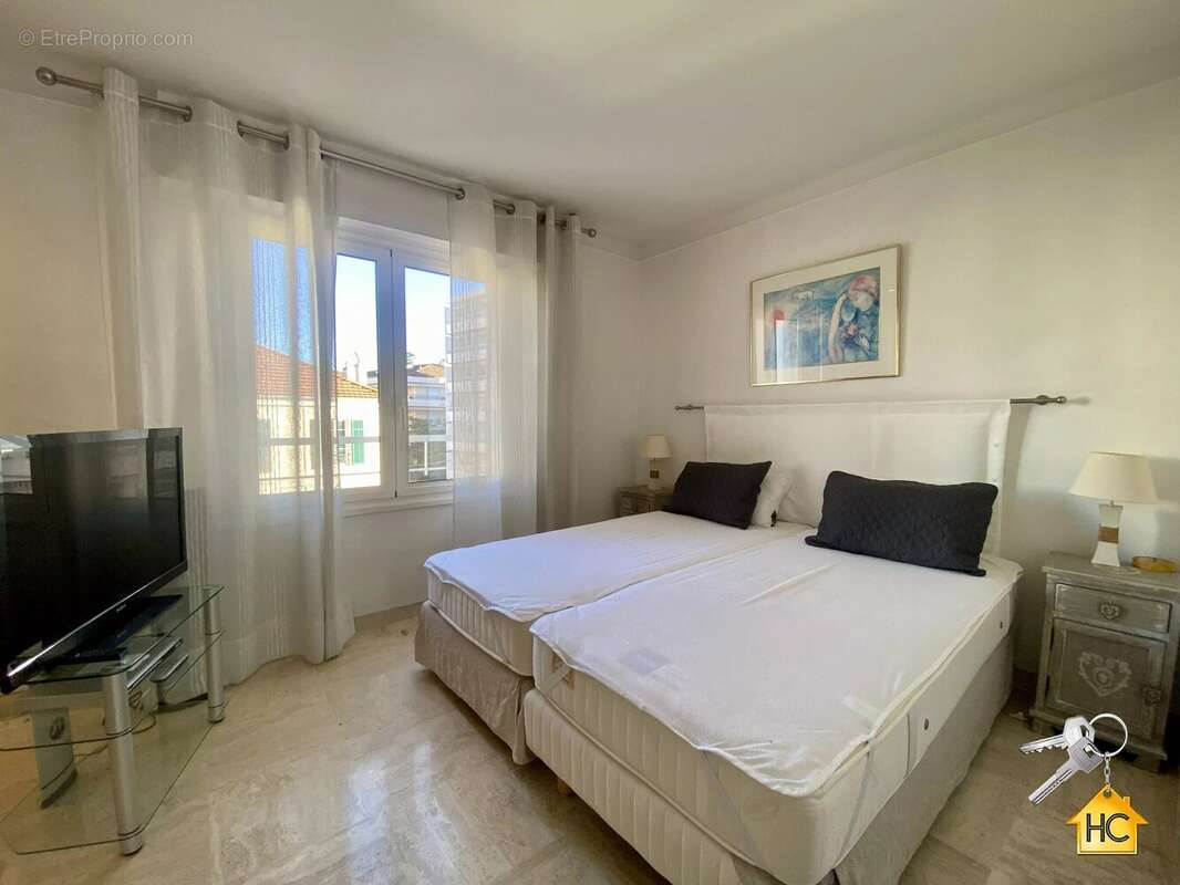 T2.Cannes Centre limite Banane - photo 7