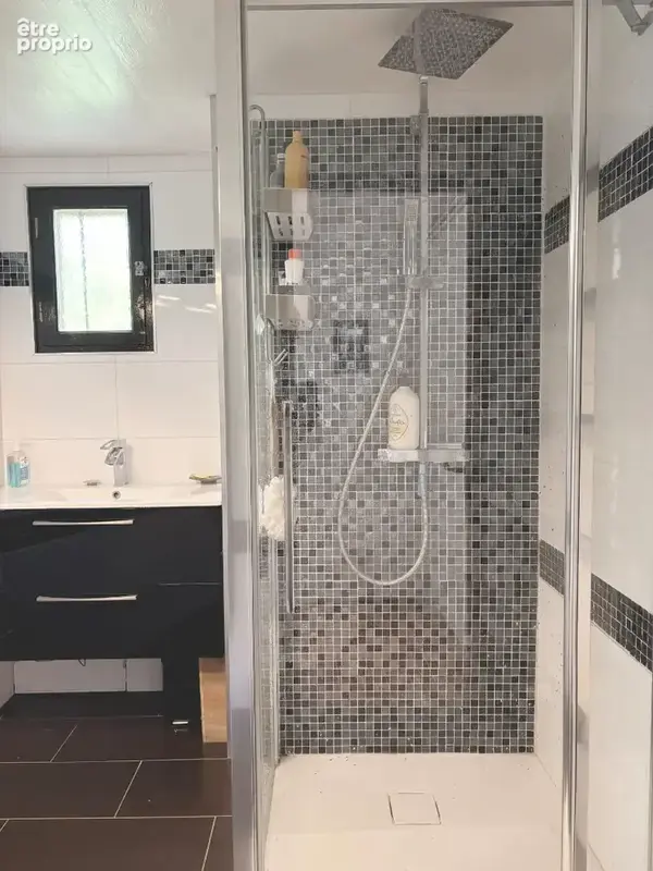 Charmante maison rénovée  dépendances et piscine couverte - photo 10