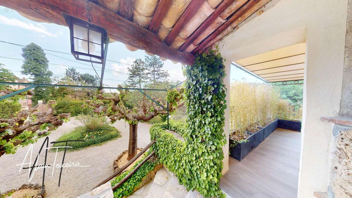 Photo 4 - Maison à SAINT-ANTONIN-DU-VAR