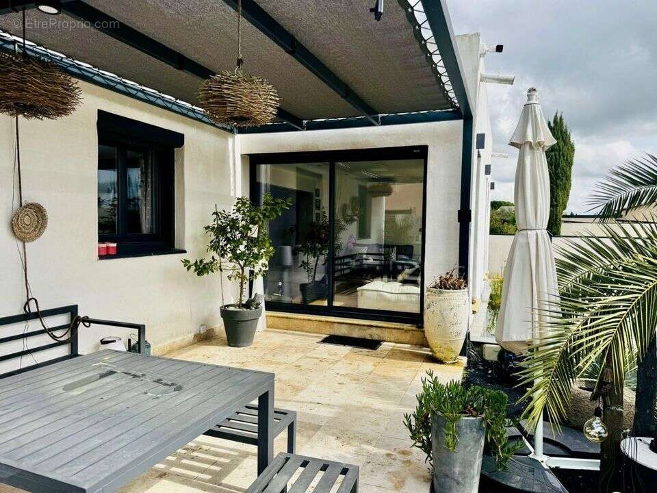 Maison à ROCHEFORT-DU-GARD