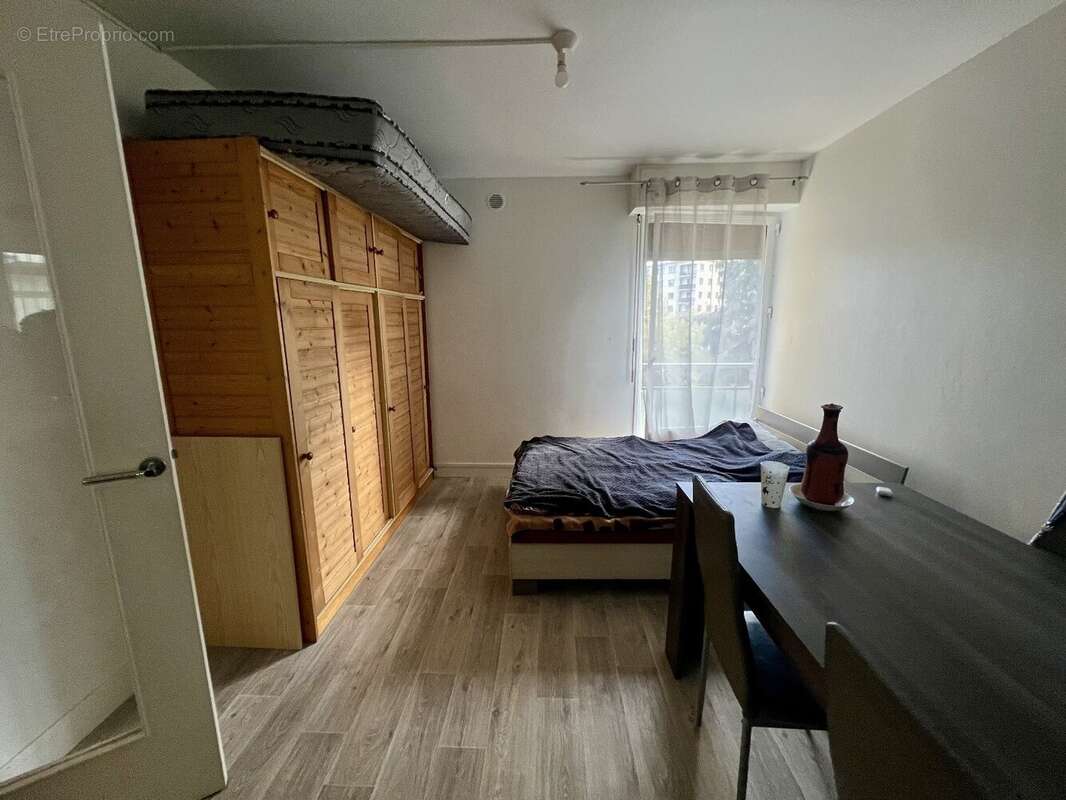 Appartement à VILLE-D&#039;AVRAY