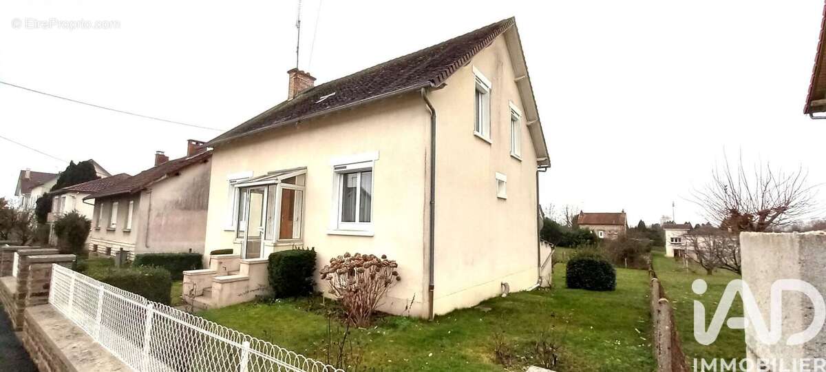 Photo 2 - Maison à SAINT-YRIEIX-LA-PERCHE