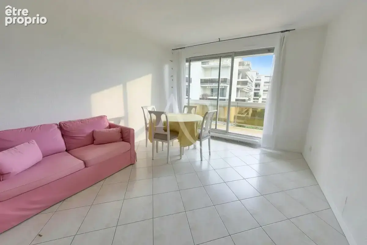 Appartement à NOGENT-SUR-MARNE