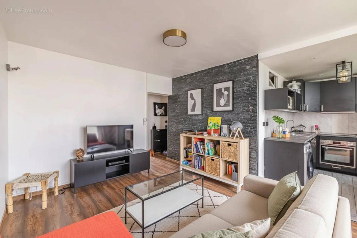 Appartement à MONTROUGE
