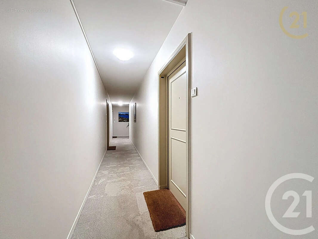 Appartement 62 m² à Sens  - photo 13