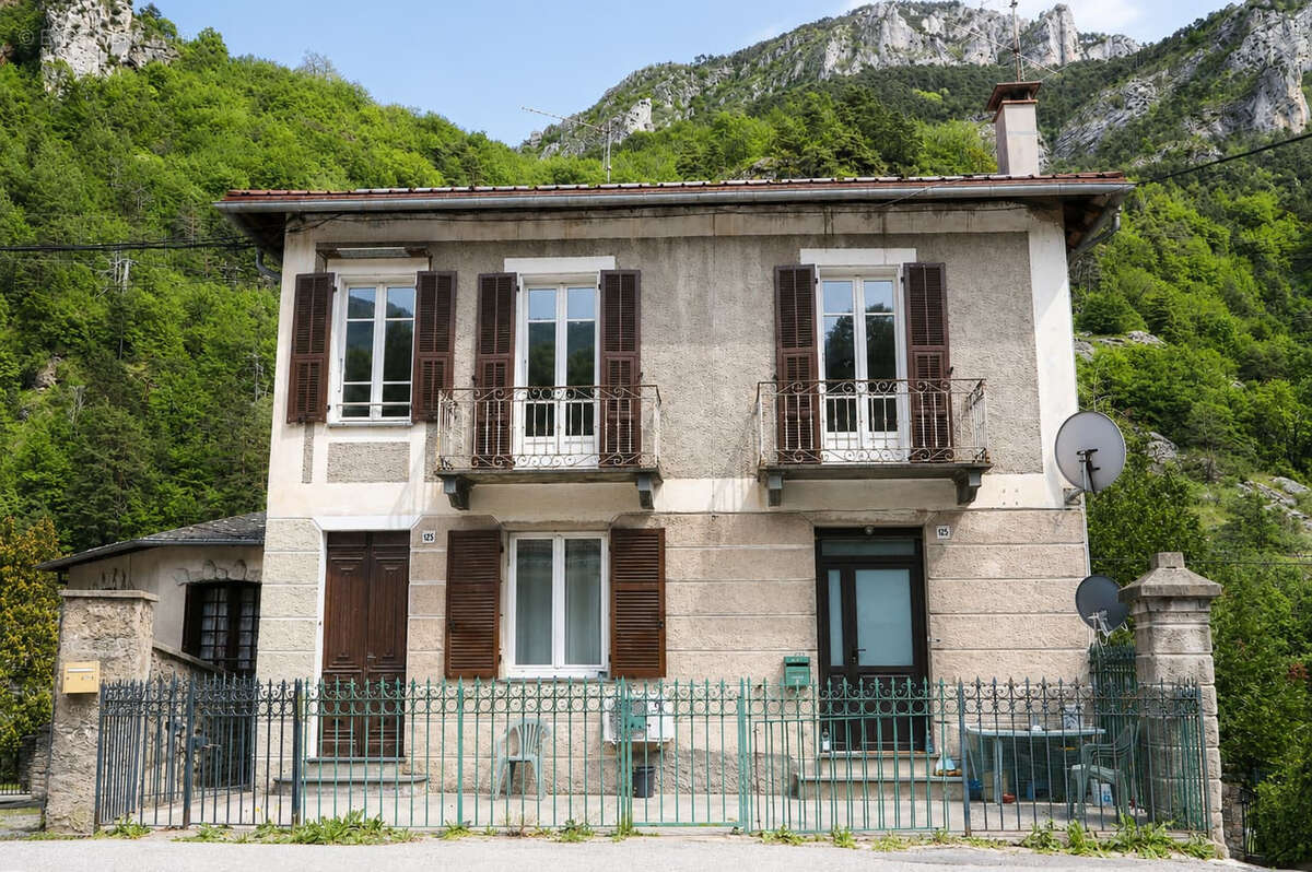 Appartement à TENDE