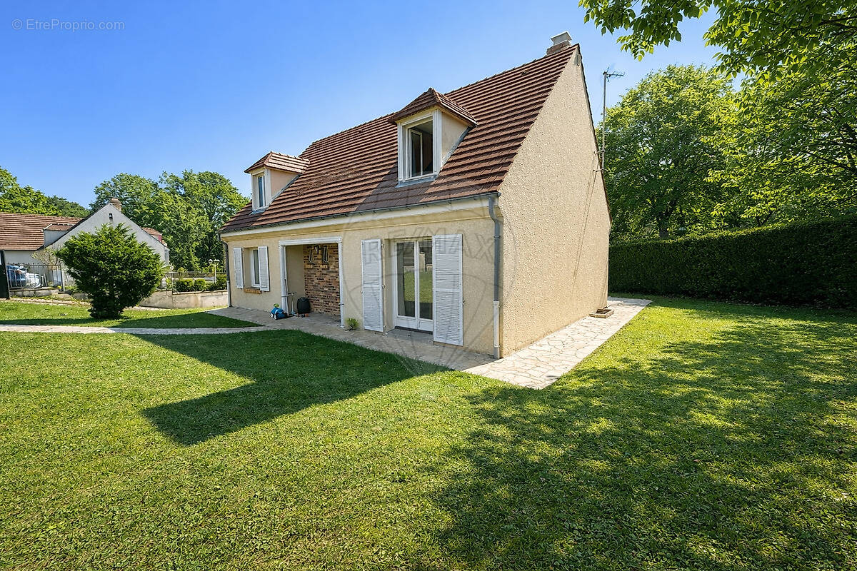 Maison à SENLIS