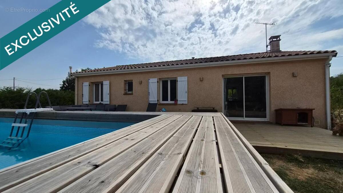 Maison 4 pièces 99 m² · à Montdurausse · 99 m² · 205 000 €