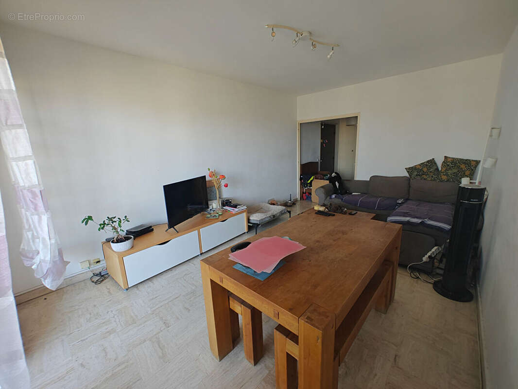 Appartement toulon est la serinette . exclusivité !!! . 3 pieces 71m2 avec terrasse et loggia. - photo 4