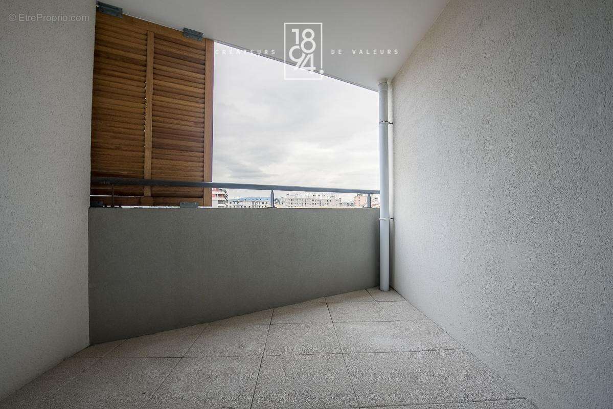 Appartement à MARSEILLE-8E