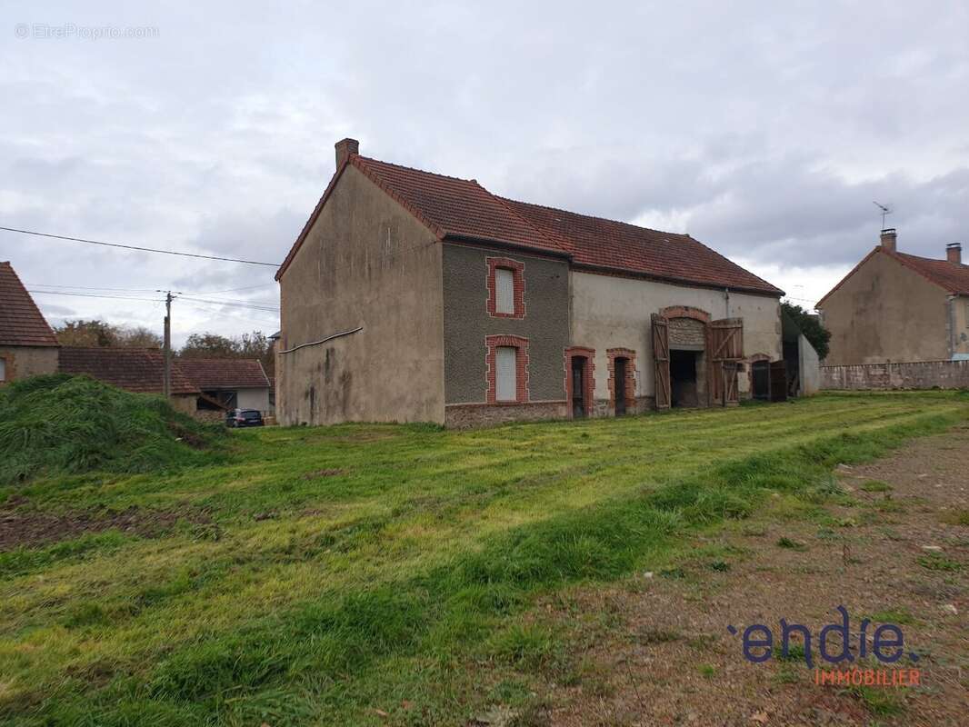 Maison à PARSAC