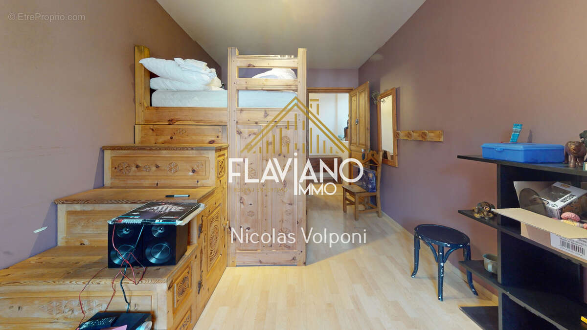 Appartement à SAINT-PAUL-SUR-UBAYE