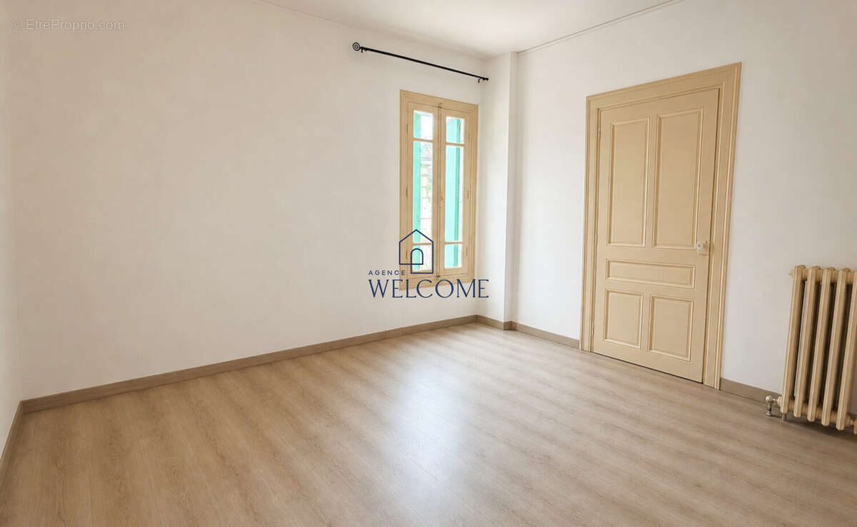 Appartement à FLORENSAC