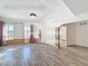 Appartement à LUNEL