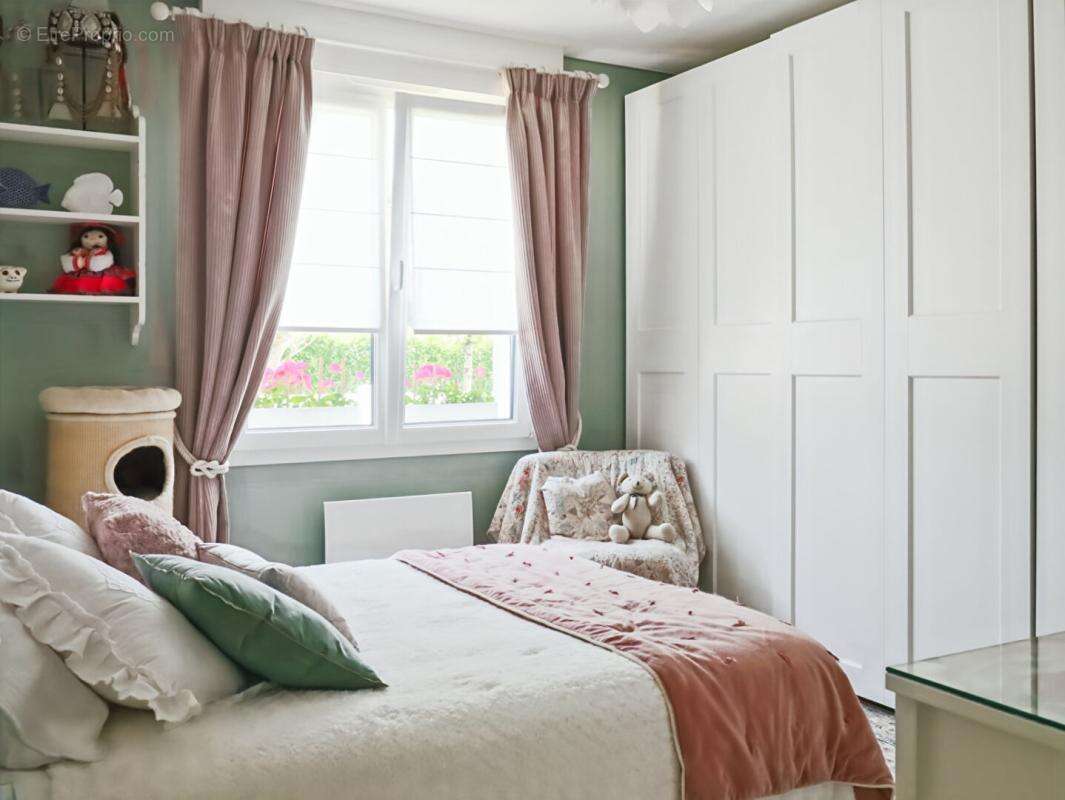 Maison à SAINT-LYPHARD