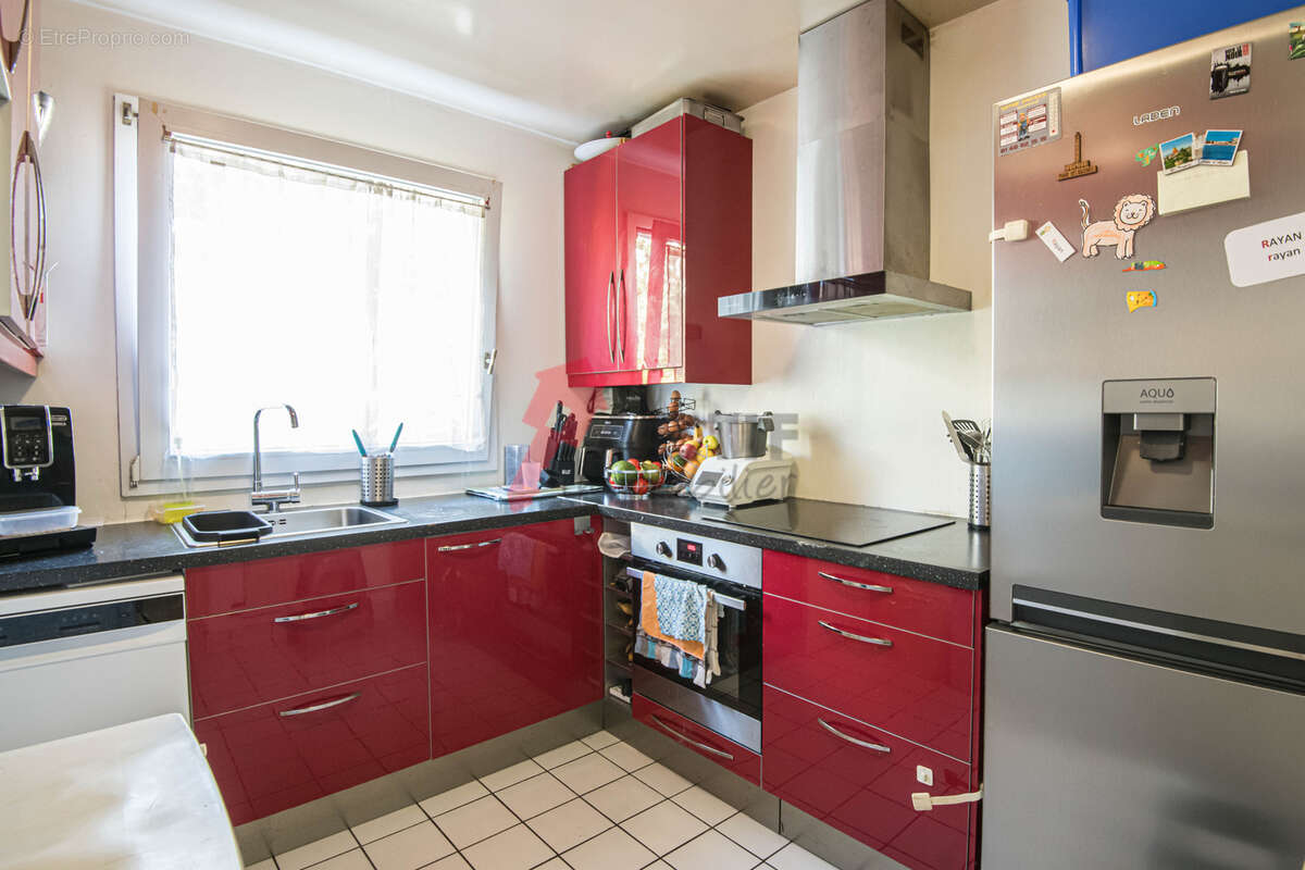 Appartement à COURCOURONNES