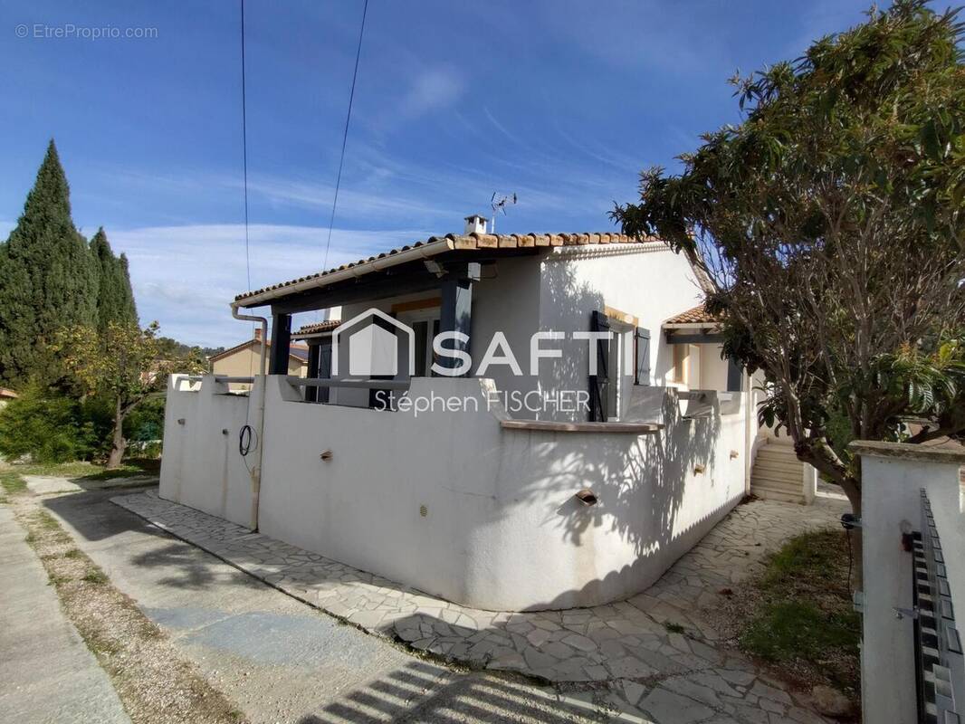 Photo 1 - Maison à LE CANNET-DES-MAURES