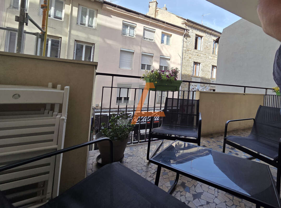 Appartement à SAINT-ETIENNE
