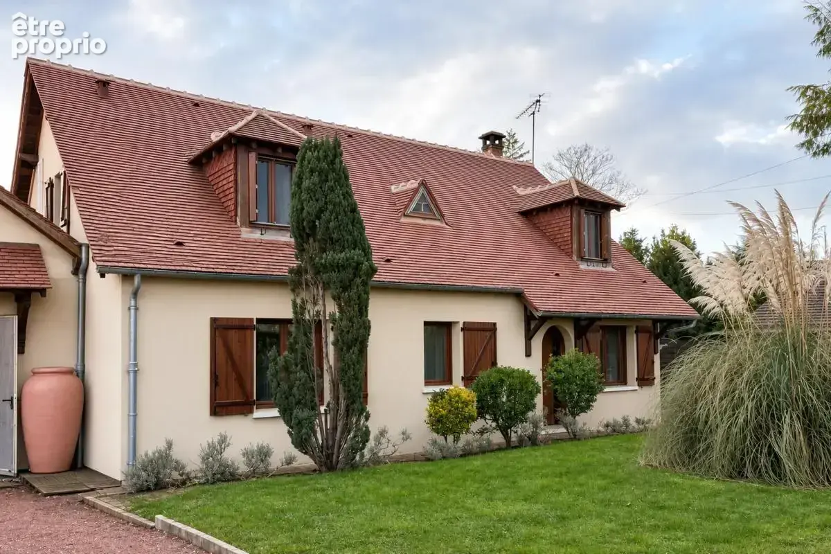 Maison de 7 pièces de 212 m² à Le Poinçonnet - photo 3