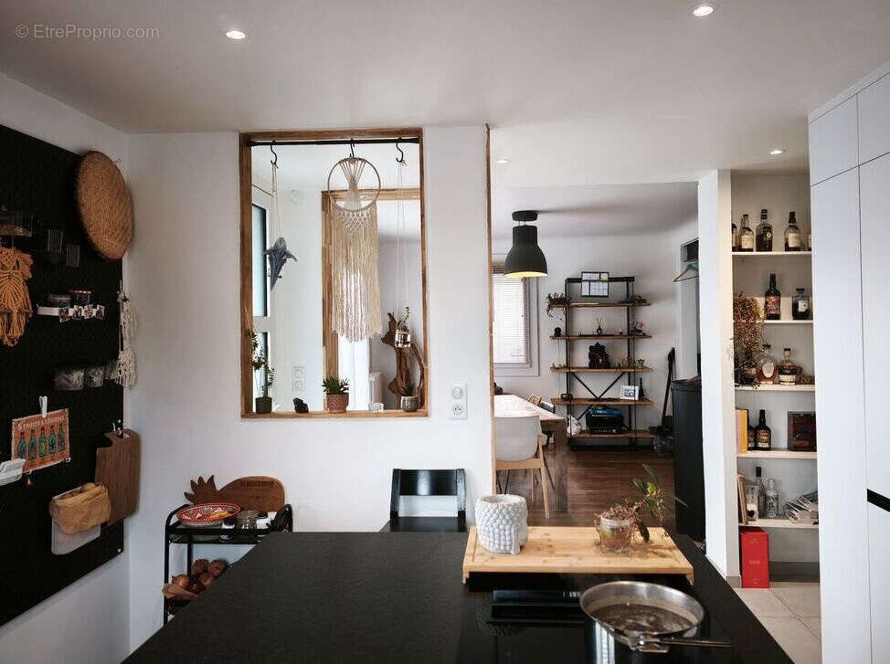 Maison à MAGNAC-BOURG