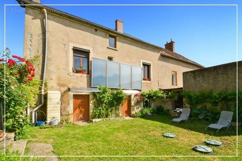 Dpt Cher (18), Loye-Sur-Arnon, Maison 112 m² – Grand terrain, dépendance de 100 m² et garage avec fosse - photo 24