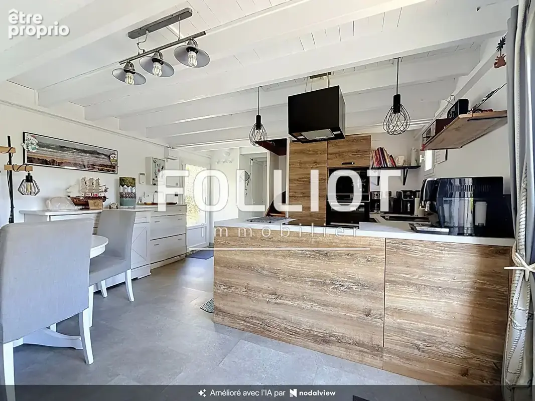 A Vendre Ferme de Carteret rénovée avec goût avec autonomie de plain pied - photo 3
