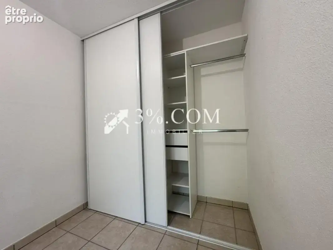 3%.COM Appartement  F2  avec terrasse et parking - photo 8