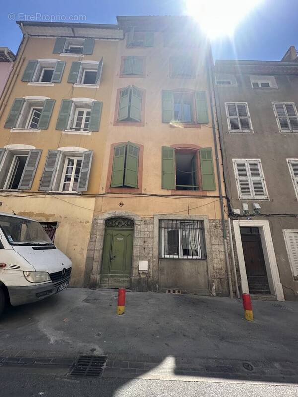 Appartement à DRAGUIGNAN